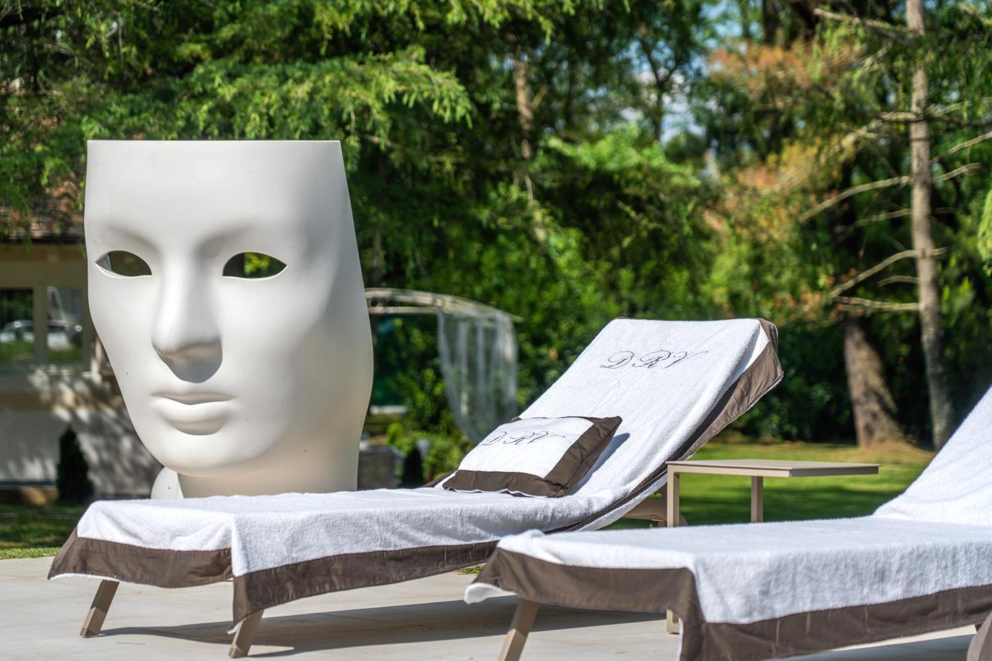 Villa Vittoria - Lusso Con Piscina, Tennis, Jacuzzi E Palestra Lucca Buitenkant foto
