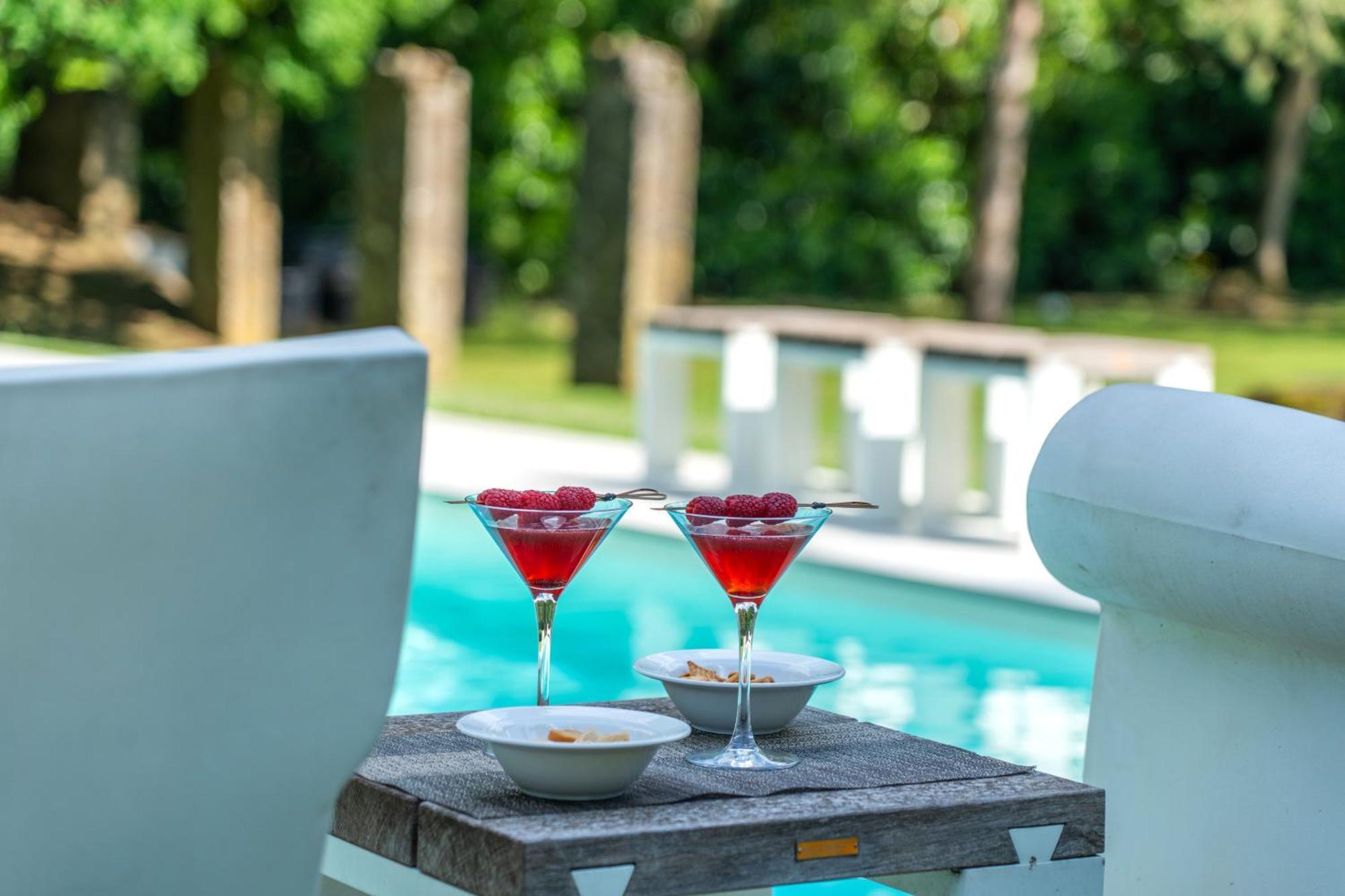 Villa Vittoria - Lusso Con Piscina, Tennis, Jacuzzi E Palestra Lucca Buitenkant foto