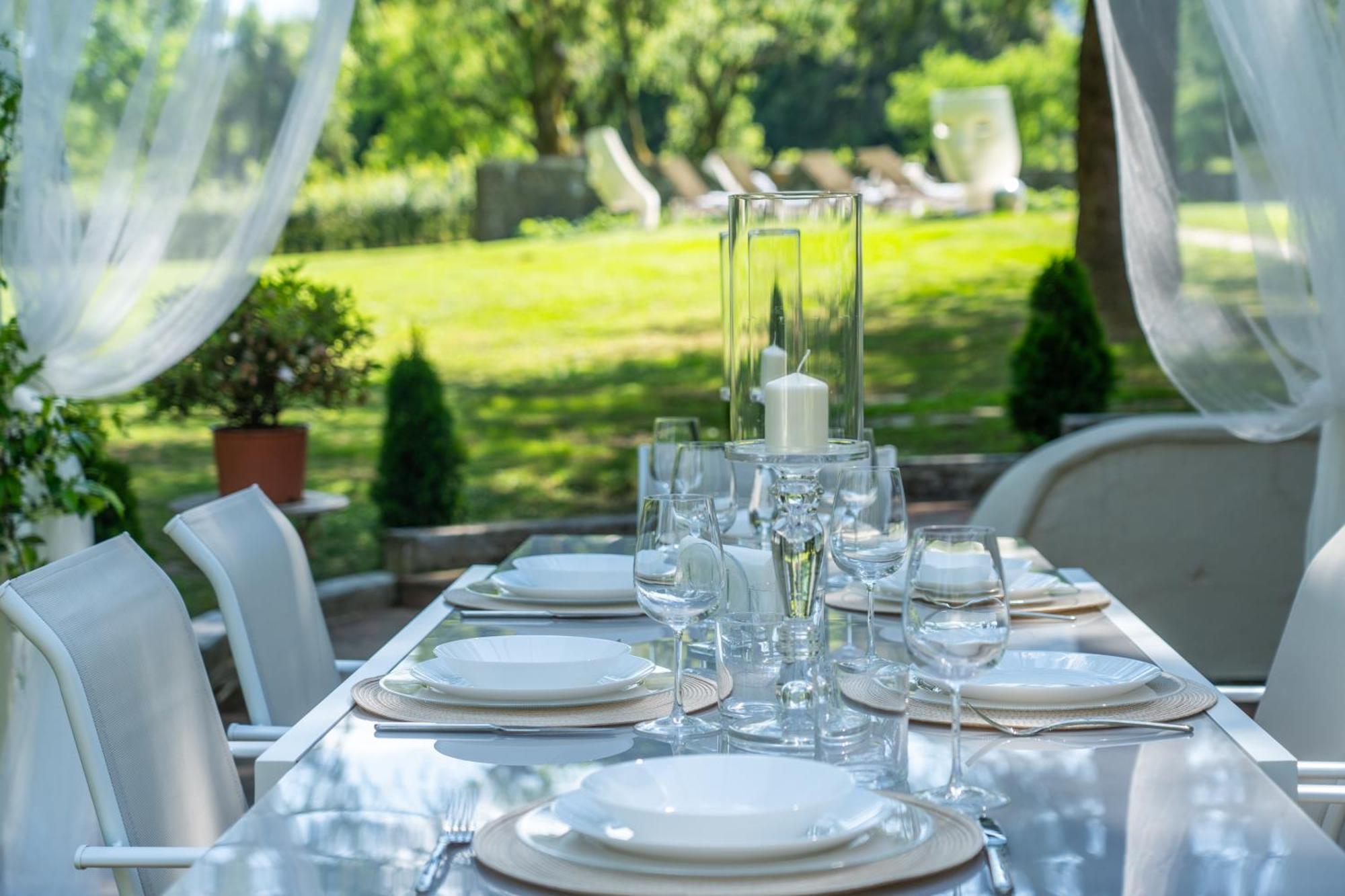 Villa Vittoria - Lusso Con Piscina, Tennis, Jacuzzi E Palestra Lucca Buitenkant foto