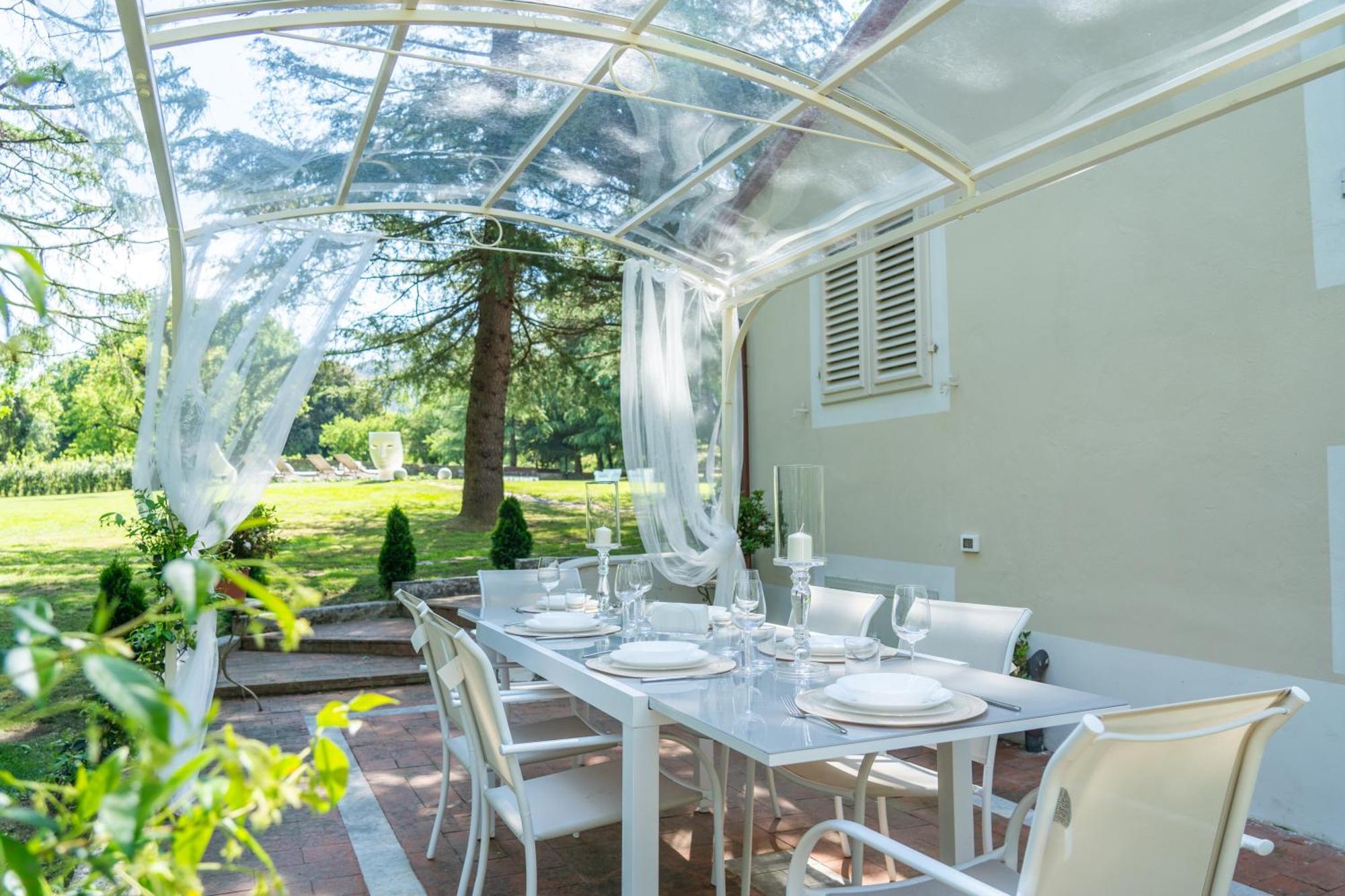 Villa Vittoria - Lusso Con Piscina, Tennis, Jacuzzi E Palestra Lucca Buitenkant foto