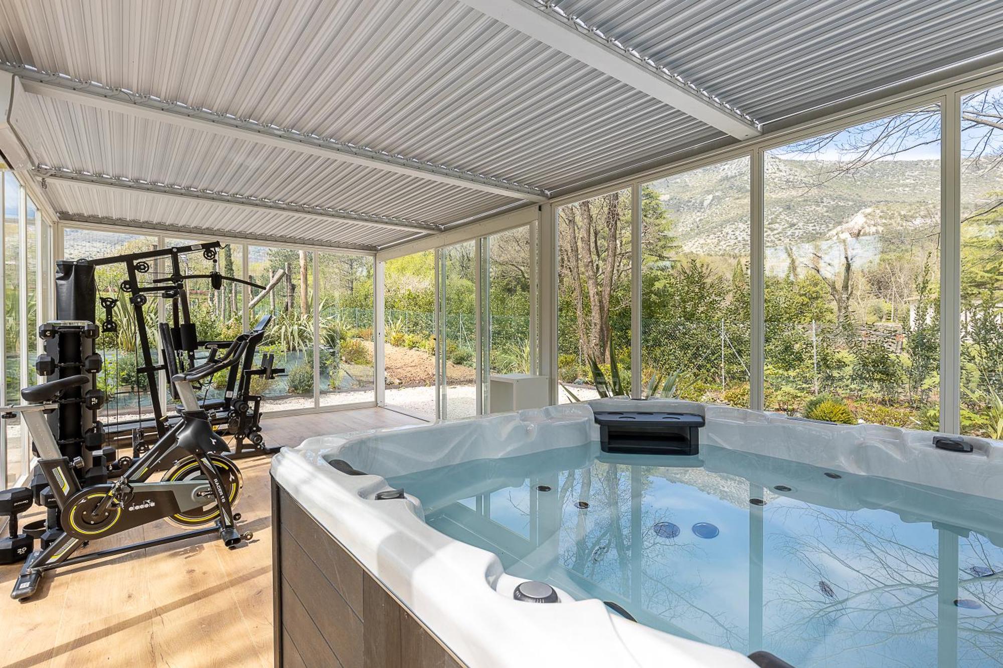 Villa Vittoria - Lusso Con Piscina, Tennis, Jacuzzi E Palestra Lucca Buitenkant foto