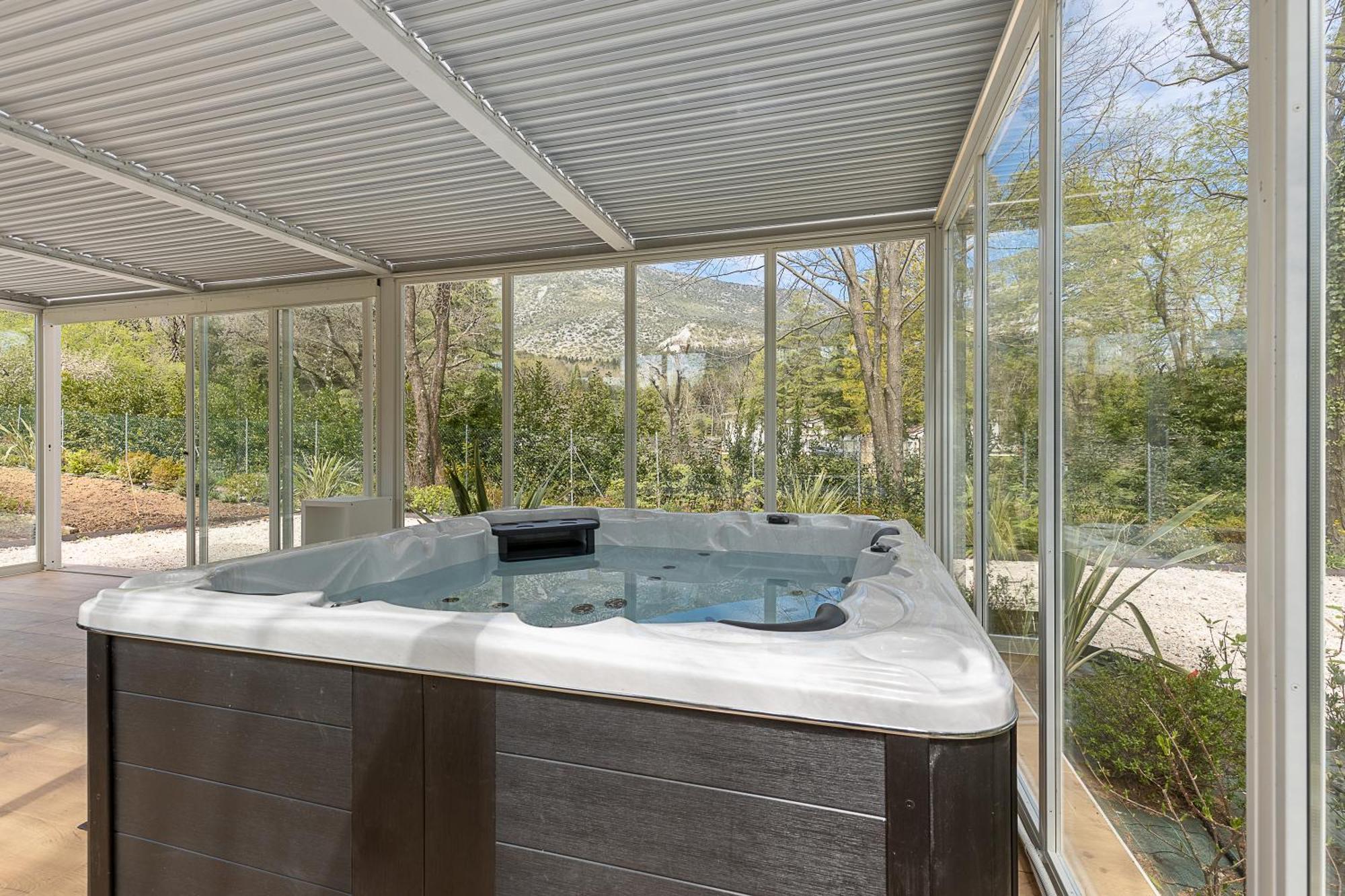 Villa Vittoria - Lusso Con Piscina, Tennis, Jacuzzi E Palestra Lucca Buitenkant foto